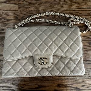 Cream leather handbag. Like new